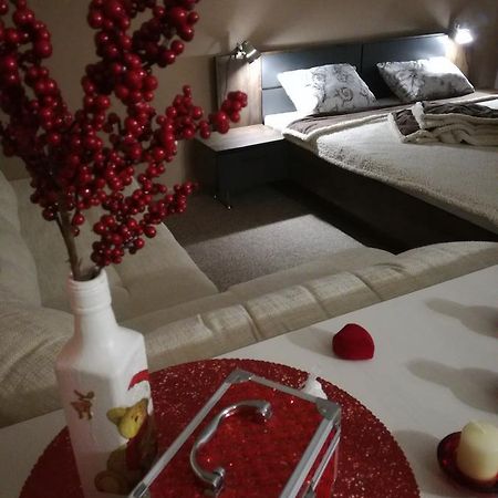 Guest House Uyutnyy ブレスト エクステリア 写真